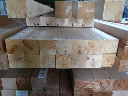 木材入荷：段原の家